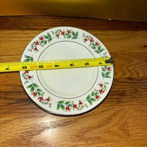 China Pearl Vintage Noel Gibson Christmas Holly Berries Desert  Set Of 4